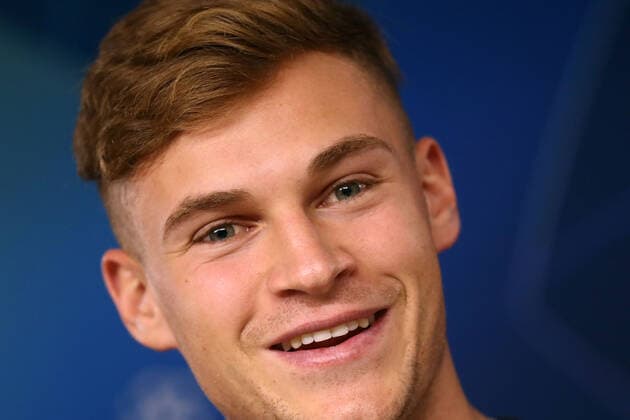 POOLFOTO 05.11.2019, xfux, Fussball UEFA Champions League, FC Bayern Muenchen Pressekonferenz, vor dem Spiel gegen Olympiakos Piraeus, emspor, v.l. Joshua Kimmich (FC Bayern Muenchen) (DFL DFB REGULATIONS PROHIBIT ANY USE OF PHOTOGRAPHS as IMAGE SEQUENCES and or QUASI-VIDEO) Muenchen