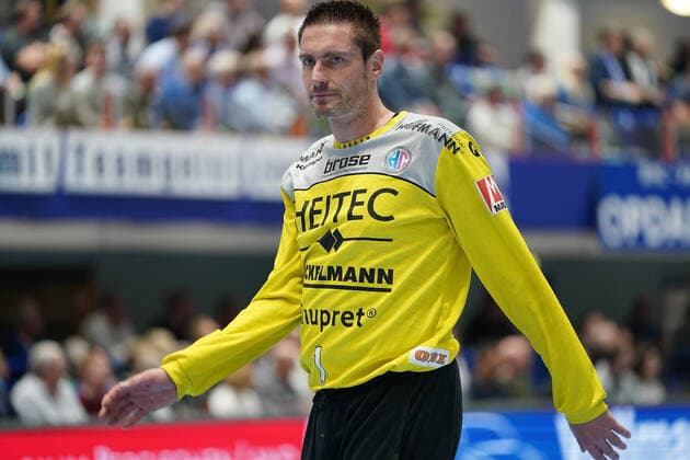GER, 1. HBL. Herren, Bergischer HC vs. HC Erlangen 07.11.2019, Klingenhalle, Solingen, GER, 1. HBL. Herren, Bergischer HC vs. HC Erlangen, im Bild picture shows: Carsten Lichtlein Torwart (HC Erlangen 1),