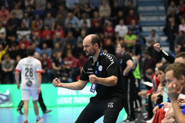 Torge Greve (Trainer VfL Gummersbach) jubelt, , VfL Gummersbach - TuS Ferndorf, Maenner, 2. Liga, Liqui Moly Handball Bundesliga, 11. Spieltag, 07.11.2019, - VfL Gummersbach - TuS Ferndorf, Handball, Liqui Moly 2. Handball Bundesliga, Maenner, Spielzeit 2019 20 Gummersbach Copyright: xAugstx xEibner-Pressefotox EP_jat