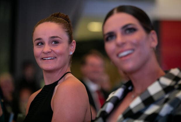 TENNIS FED CUP OFFICIAL DINNER, Ash Barty and Ajla Tomljanovic during the 2019 Fed Cup Final Dinner at the State Reception Centre in Perth, Thursday, November 7, 2019. ( NO ARCHIVING, EDITORIAL USE ONLY, NO USE IN BOOKS WITHOUT CONSENT PERTH WA AUSTRALIA  Copyright: xFIONAxHAMILTONx 20191108001431432926