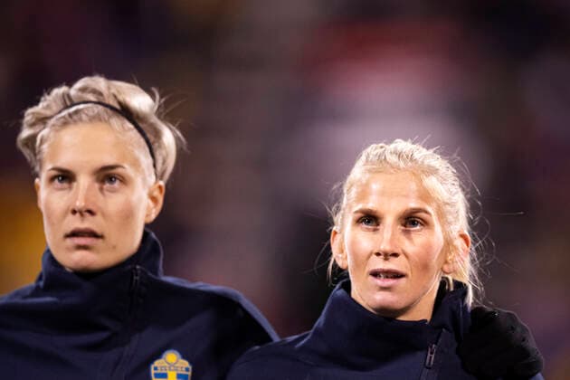 191107 Lina Hurtig and Sofia Jakobsson of Sweden ahead of the International Friendly, Länderspiel, Nationalmannschaft football match between USA and Sweden on November 7, 2019 in Columbus. Photo: Joel Marklund BILDBYRAN kod JM 88064 BBENG football soccer fotboll fotball dam landskamp Sverige Sweden USA Copyright: JOELxMARKLUND BB191107JM100