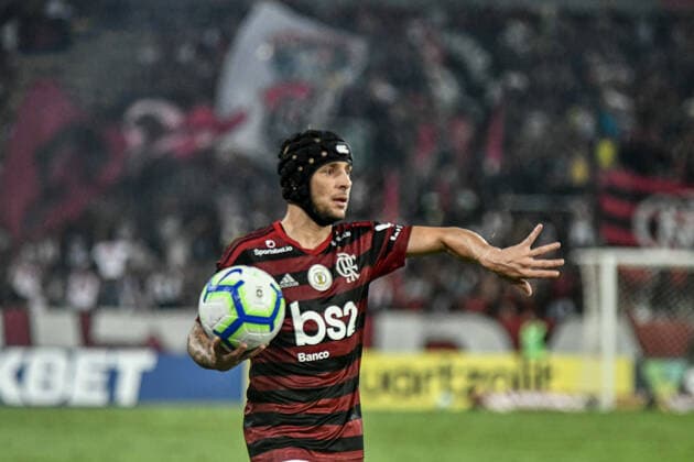 Botafogo x Flamengo RIO DE JANEIRO, RJ - 07.11.2019: BOTAFOGO X FLAMENGO - Rafinha during Botafogo x Flamengo, match valid for the 31st round of the Brazilian Championship, held at the Nilton Santos stadium, located in the city of Rio de Janeiro, on Thursday (07). (Photo: Nayra Halm Fotoarena) x1827634x  NayraxHalm