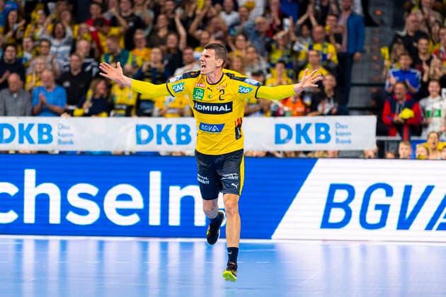 Mannheim, Deutschland 07. November 2019: HBL- 19 20 - Rhein Neckar Löwen vs. THW Kiel Andy Schmid (Loewen) Jubel Freude Emotion Torjubel Torschuetze Torschütze Mannheim SAP Arena Baden-Württemberg Deutschland