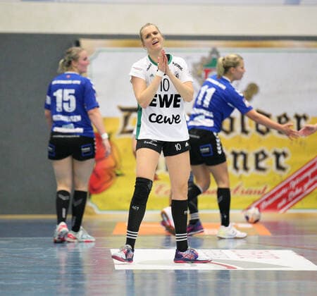 Kathrin Pichlmeier (VfL Oldenburg 10) GER, Handball, 1. Bundesliga Frauen, HSG Blomberg-Lippe gegen VfL Oldenburg, 09.11.2019 Blomberg Copyright: xStrohdiekx Eibner-Pressefotox EP_jsk
