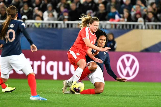 Fußball, Damen, EM-Quali, Frankreich - Serbien Wendy Renard (fr) FOOTBALL : France vs Serbie - Match de Qualification Euro 2021 Feminin - Bordeaux - 09 11 2019 ThierryBreton Panoramic 