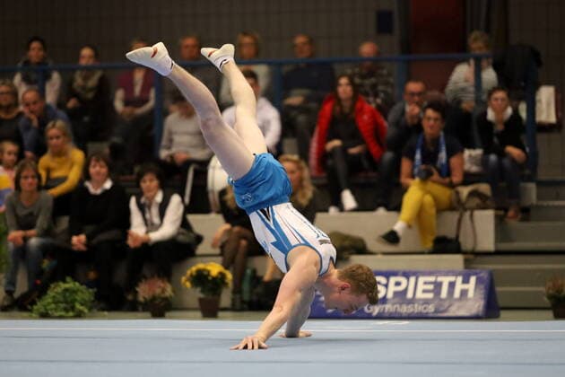 Nils Dunkel (KTV Straubenhardt) am Boden 6. Wettkampftag der DTL 1. Bundesliga SC Cottbus - KTV Straubenhardt 35-23 in Forst Lausitz *** Nils Dunkel KTV Straubenhardt on the ground 6 day of competition of the DTL 1 Bundesliga SC Cottbus KTV Straubenhardt 35 23 in Forst Lausitz