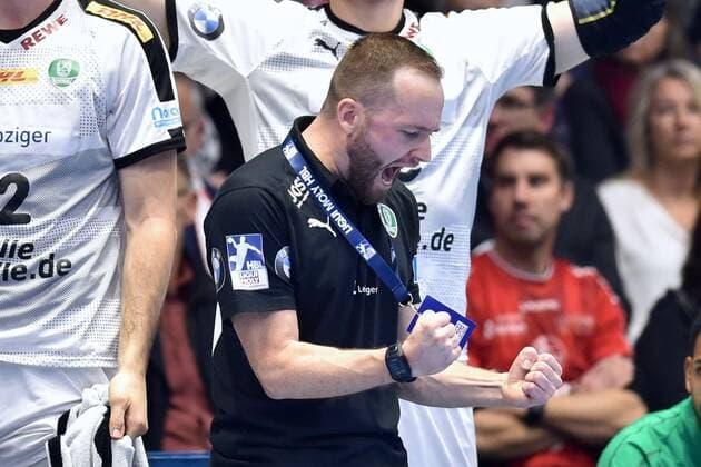 Jubel bei Andre Haber (Trainer SC DHfK Leipzig) , GER, MT Melsungen - SC DHfK Leipzig, Handball, 1. Bundesliga Maenner, 09.11.2019, GER, MT Melsungen - SC DHfK Leipzig, Handball, 1. Liga Maenner, 09.11.2019 Kassel Copyright: xSippel xEibner-Pressefotox EP_rsl