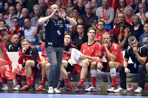 Heiko Grimm (Trainer MT Melsungen) lautstark vor der Bank , GER, MT Melsungen - SC DHfK Leipzig, Handball, 1. Bundesliga Maenner, 09.11.2019, GER, MT Melsungen - SC DHfK Leipzig, Handball, 1. Liga Maenner, 09.11.2019 Kassel Copyright: xSippel xEibner-Pressefotox EP_rsl