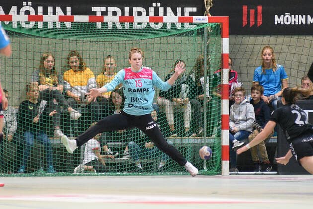 Madita Kohorst (TusSies Metzingen 15) im Tor TusSies Metzingen, Handball, HBF, Ligaspiel, 09.11.2019, Foto:TBaur Eibner TusSies Metzingen vs. HSG Bad Wildungen Vipers Metzingen Copyright: xBaur xEibner-Pressefotox EP_Toba