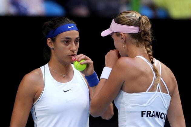 TENNIS FED CUP FINAL, Caroline Garcia and Kristina Mladenovic of France talk tactics during the doubles match against Ash Barty and Sam Stosur of Australia on day 2 of the Fed Cup Final tennis competition between Australia and France at RAC Arena in Perth, Sunday, November 10, 2019. ( NO ARCHIVING, EDITORIAL USE ONLY, NO USE IN BOOKS WITHOUT CONSENT PERTH WA AUSTRALIA  Copyright: xRICHARDxWAINWRIGHTx 20191110001431873193