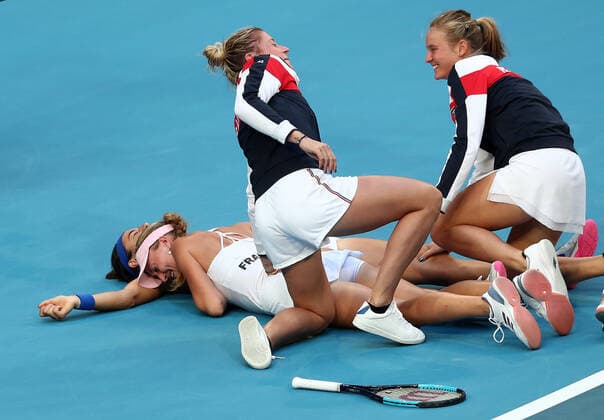 TENNIS FED CUP FINAL, Kristina Mladenovic and Caroline Garcia of France celebrate winning the Fed Cup after the doubles match against Ash Barty and Sam Stosur of Australia on day 2 of the Fed Cup Final tennis competition between Australia and France at RAC Arena in Perth, Saturday, November 10, 2019. ( NO ARCHIVING, EDITORIAL USE ONLY, NO USE IN BOOKS WITHOUT CONSENT PERTH WA AUSTRALIA  Copyright: xGARYxDAYx 20191110001431878994