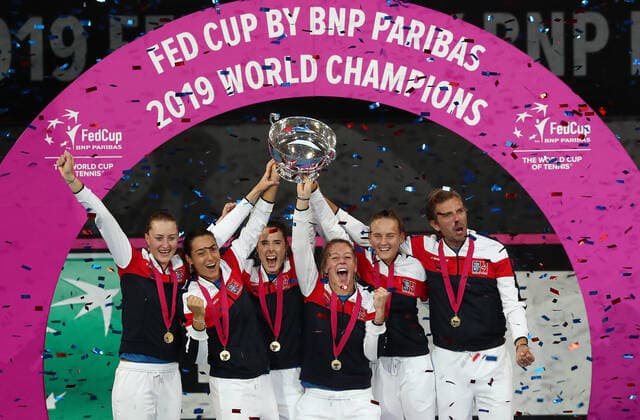 Bilder des Jahres 2019, Sport 11 November Sport Themen der Woche KW45 TENNIS FED CUP FINAL, Team France celebrates winning the fed cup on day 2 of the Fed Cup Final tennis competition between Australia and France at RAC Arena in Perth, Saturday, November 10, 2019. ( NO ARCHIVING, EDITORIAL USE ONLY, NO USE IN BOOKS WITHOUT CONSENT PERTH WA AUSTRALIA  Copyright: xGARYxDAYx 20191110001431880251