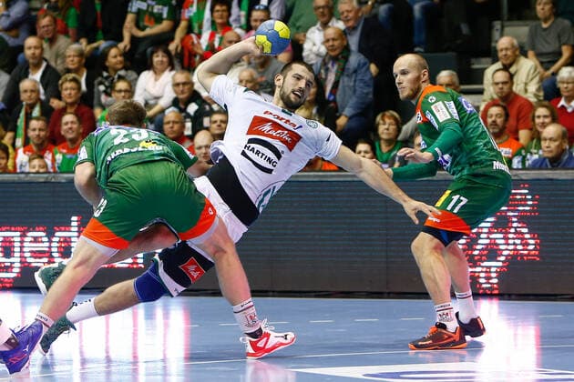 10.11.2019, xtgx, Handball Liqui Moly HBL, SC Magdeburg - GWD Minden emspor, v.l. Lucas Meister (Minden, 2) wirft Tor, Torschütze, erzielt Tor, Treffer, scores the goal GETEC Arena