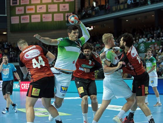 10.11.2019, xovx, Handball HBL, HSG Wetzlar - TSV Hannover Burgdorf emspor, v.l. Ilija Brozovic (TSV Hannover-Burgdorf), Stefan Cavor (HSG Wetzlar), Mait Patrail (TSV Hannover-Burgdorf), Anton Lindskog (HSG Wetzlar), Evgeni Pevnov (TSV Hannover-Burgdorf), Aktion . (DFL DFB REGULATIONS PROHIBIT ANY USE OF PHOTOGRAPHS as IMAGE SEQUENCES and or QUASI-VIDEO) Wetzlar