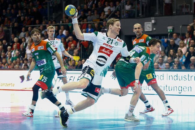 10.11.2019, xtgx, Handball Liqui Moly HBL, SC Magdeburg - GWD Minden emspor, v.l. Magnus Gullerud (Minden, 21) wirft Tor, Torschütze, erzielt Tor, Treffer, scores the goal GETEC Arena