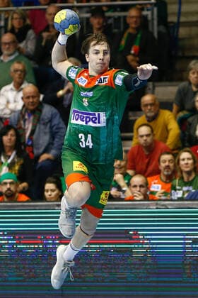 10.11.2019, xtgx, Handball Liqui Moly HBL, SC Magdeburg - GWD Minden emspor, v.l. Michael Damgaard (Magdeburg, 34) wirft Tor, Torschütze, erzielt Tor, Treffer, scores the goal GETEC Arena