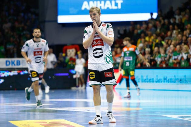 10.11.2019, xtgx, Handball Liqui Moly HBL, SC Magdeburg - GWD Minden emspor, v.l. Marian Michalczik (Minden, 22) enttäuscht, schaut enttäuscht, niedergeschlagen, disappointed GETEC Arena