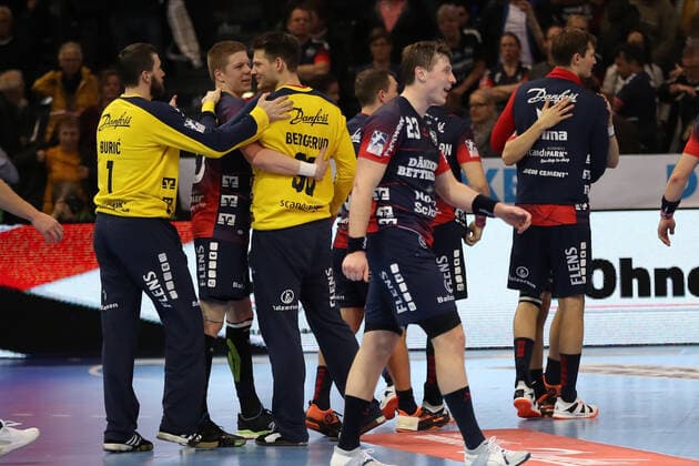 SG Flensburg-Handewitt vs Frisch auf Goeppingen, LIQUI-MOLY Handball Bundesliga, 10.11.19; Flensburg Jubel bei der SG Flensburg-Handewitt Copyright: xBEAUTIFULxSPORTS MarioxM.xKobergx