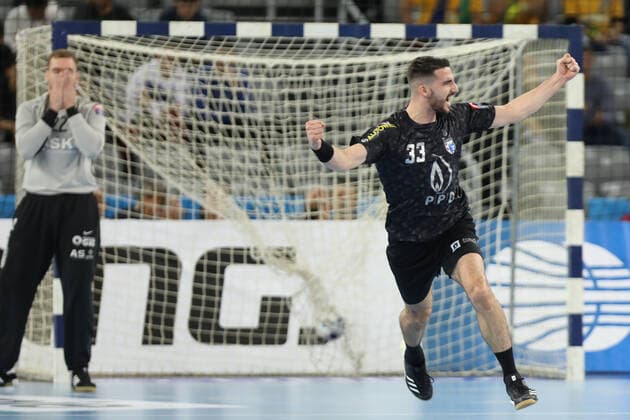 Zagreb, 14.11.2019. - Arena Zagreb hall, 2019 20 EHF Men s Champions League Group Phase. HC PPD Zagreb (black) - RK Celje Pivovarna Lasko (yellow) 27:31 RAVNIC Valentino (33) 