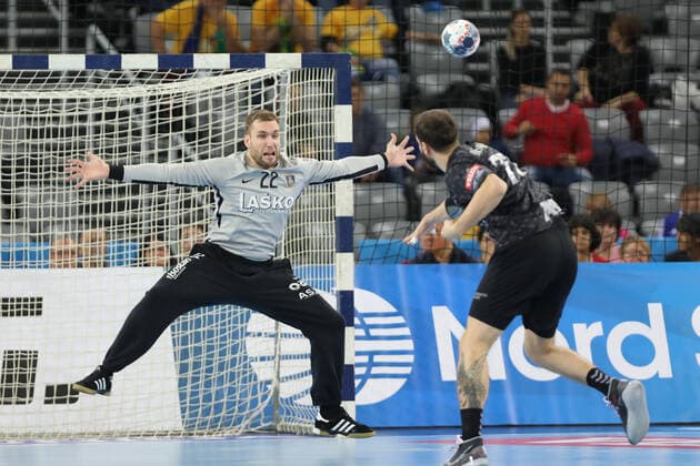 Zagreb, 14.11.2019. - Arena Zagreb hall, 2019 20 EHF Men s Champions League Group Phase. HC PPD Zagreb (black) - RK Celje Pivovarna Lasko (yellow) 27:31 BICANIC Damir (77) vs FERLIN Klemen (22) 