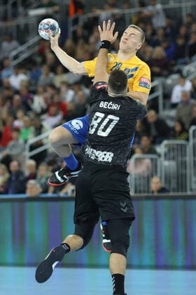 Zagreb, 14.11.2019. - Arena Zagreb hall, 2019 20 EHF Men s Champions League Group Phase. HC PPD Zagreb (black) - RK Celje Pivovarna Lasko (yellow) 27:31 GREBENC Jan (28) vs BECIRI Kristian (80) 