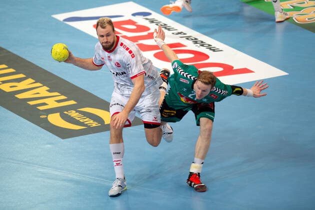 Minden, Deutschland 14.11.2019: 1. Handball-Bundesliga - 2019 2020 - GWD Minden vs. MT Melsungen (L-R) Julius Kühn (Melsungen), Magnus Gullerud (Minden) Minden Nordrhein-Westfalen Deutschland Kampa Halle