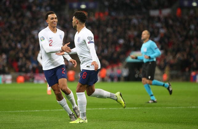 England v Montenegro UEFA EURO, EM, Europameisterschaft,Fussball 2020 Qualifiers Alex Oxlade-Chamberlain of England celebrates scoring their first goal with team mate Trent Alexander-Arnold during the UEFA Euro 2020 Qualifiers match at Wembley Stadium, London Content Not Available For UK Newspapers Copyright: xPaulxChestertonx FIL-13867-0012