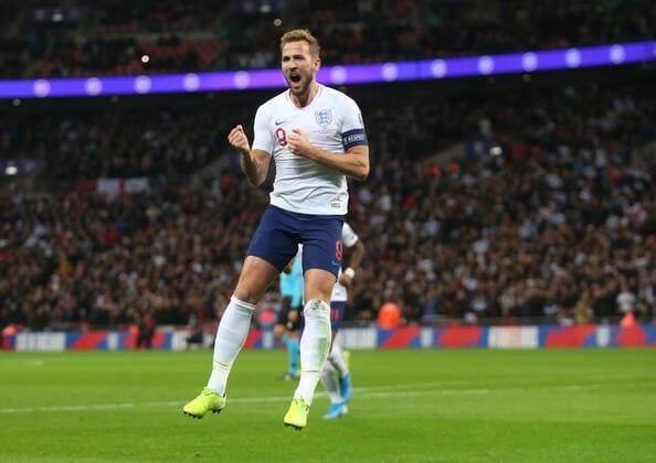Sport Bilder des Tages England v Montenegro UEFA EURO, EM, Europameisterschaft,Fussball 2020 Qualifiers Harry Kane of England celebrates scoring their second goal during the UEFA Euro 2020 Qualifiers match at Wembley Stadium, London Content Not Available For UK Newspapers Copyright: xPaulxChestertonx FIL-13867-0026
