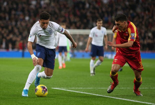 England v Montenegro UEFA EURO, EM, Europameisterschaft,Fussball 2020 Qualifiers Jadon Sancho of England takes on Risto Radunovic of Montenegro during the UEFA Euro 2020 Qualifiers match at Wembley Stadium, London Content Not Available For UK Newspapers Copyright: xPaulxChestertonx FIL-13867-0055
