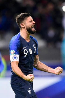joie des joueurs de l equipe de France apres le but de Olivier Giroud (Fra) sur penalty FOOTBALL : France vs Moldavie - Qualifications Euro 2020 - Paris - 14 11 2019 JBAutissier Panoramic 