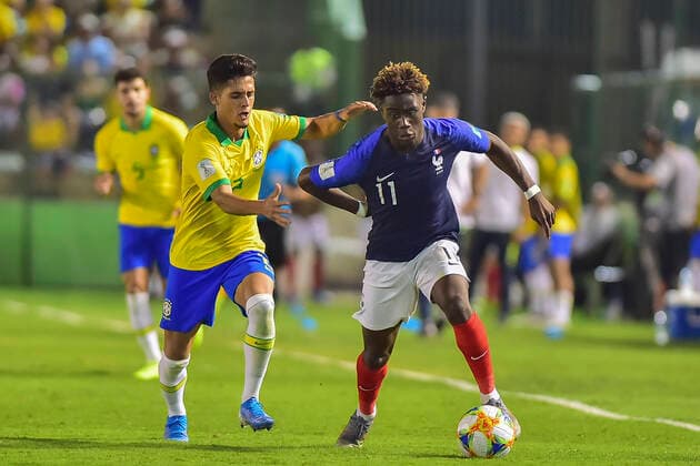 FuÃŸball, U17 WM, Brasilien - Frankreich 14th November 2019; Bezerrao Stadium, Brasilia, Distrito Federal, Brazil; FIFA U-17 World Cup Semi Final 2019, France versus Brazil; Nathanael Mbuku of France and Yan Couto of Brazil - Editorial Use  ActionPlus12188095 AdrianxMacias
