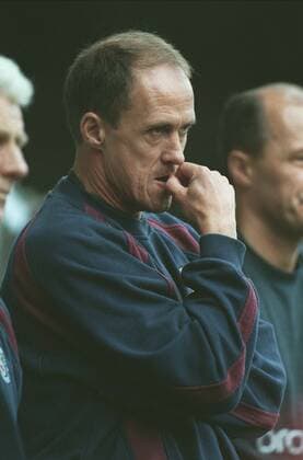 Phil Neal Manchester City assistant Man. 28 October 1996  Copyright: MaryxEvansxAllstarxRichardxSellers 12115676 editorial use only