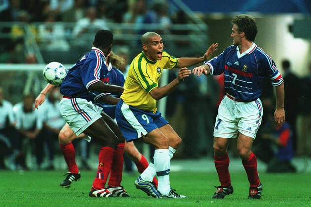 Ronaldo & Desailly Challenge Brazil V France 12 July 1998  Copyright: MaryxEvansxAllstarxRichardxSellers 12129468 editorial use only