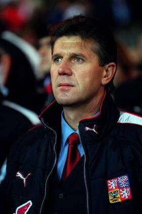 Josef Chouvanec Czech Republic Coach. 18 November 1998  Copyright: MaryxEvansxAllstarxDavidxDavies 12135501 editorial use only