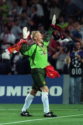 Peter Schmeichel Celebrates Manchester United, ManU Bayern Munich 26 May 1999  Copyright: MaryxEvansxAllstarxRichardxSellers 12139060 editorial use only