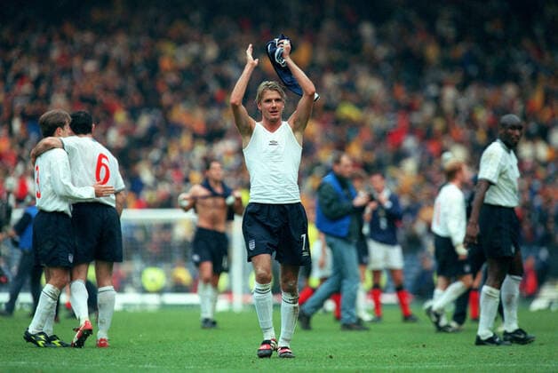 David Beckham Salutes Fans Scotland V England 13 November 1999  Copyright: MaryxEvansxAllstarxRichardxSellers 12143567 editorial use only