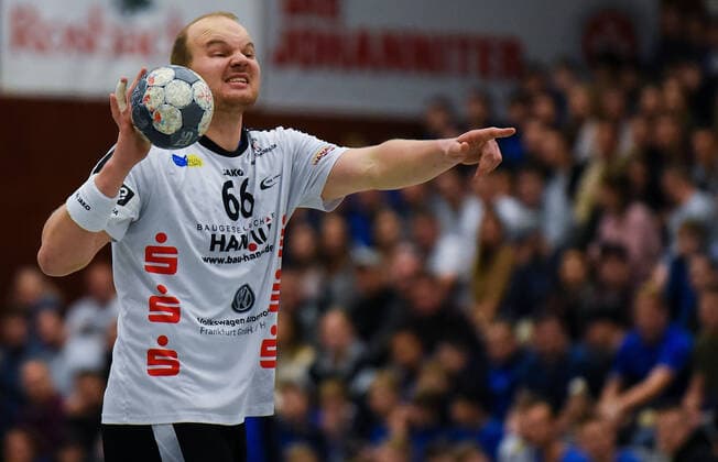 15.11.2019, xpsx, Handball 3.Liga, HSG Hanau - HSG Rodgau Nieder-Roden v.l. Michael Malik (HSG Hanau) Hanau Hessen Deutschland (DEU)