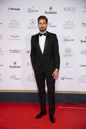 Kevin TRAPP, Fussballspieler, Eintracht Frankfurt, roter Teppich, Red Carpet Show, 38. Deutscher Sportpresseball in der Alten Oper Frankfurt, 09.11.2019. Â