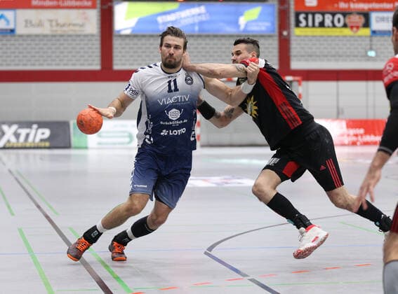 v.l. Markus Hansen (VfL Luebeck-Schwartau 11), Roman Becvar (TuS N-Luebbecke 3) GER, Handball, 2. Bundesliga, TuS N-Luebbecke gegen VfL Luebeck-Schwartau, 16.11.2019 Luebbecke Copyright: xStrohdiekx Eibner-Pressefotox EP_jsk