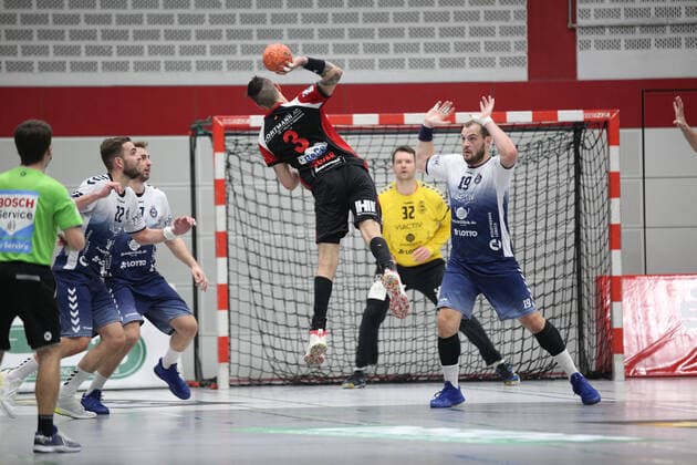 v.l. Steffen Koehler (VfL Luebeck-Schwartau 22), Jasper Bruhn (VfL Luebeck-Schwartau 77), Roman Becvar (TuS N-Luebbecke 3), Dennis Klockmann (VfL Luebeck-Schwartau 32), Jan Schult (VfL Luebeck-Schwartau 19) GER, Handball, 2. Bundesliga, TuS N-Luebbecke gegen VfL Luebeck-Schwartau, 16.11.2019 Luebbecke Copyright: xStrohdiekx Eibner-Pressefotox EP_jsk