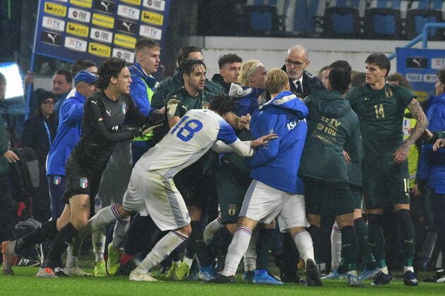 Bilder des Jahres 2019, Sport 11 November Sport Themen der Woche KW46 Sport Bilder des Tages November 16, 2019, Ferrara, Italy: parapiglia finaleduring European 2021 Qualifiers - Group 1 - Italy Vs Island, Italian Football Team in Ferrara, Italy, November 16 2019 - LPS Italian Football Team European 2021 Qualifiers - Group 1 - Italy Vs Island  - ZUMAl164 20191116_zsa_l164_050 Copyright: xAlessioxTarpinix