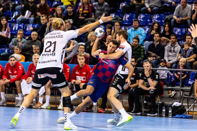 November 16, 2019, Barcelona, Barcelona, Spain: Aitor Arino, 13 player of FC Barcelona, Barca Handbol from Spain, Henrik Mollgaard, 21 player of Aalborg Handbold from Denmark, during the VELUX EHF Champions League match between FC Barcelona and Aalborg Handbold on November 16, 2019 at Palau Blaugrana, in Barcelona, Spain. Handball: VELUX EHF Champions League - FC Barcelona v Aalborg Handbold - ZUMAa181 20191116_zaa_a181_039 Copyright: xAFP7x