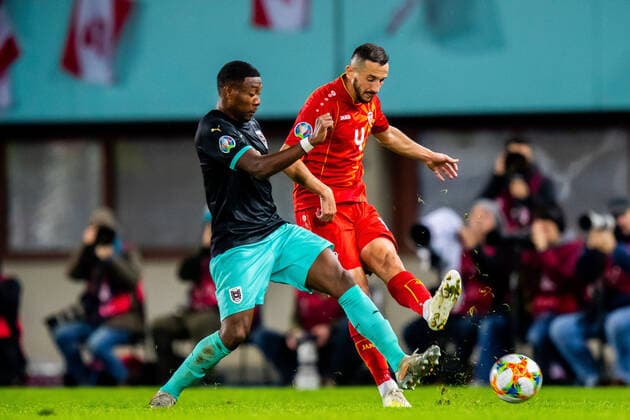16.11.2019, Ernst Happel-Stadion, Wien, AUT, UEFA EM Qualifikation, Oesterreich vs Nordmazedonien, Gruppe G, im Bild v.l.: David Alaba (AUT), Kire Ristevski (MKD) during the UEFA European Championship, EM, Europameisterschaft qualification, group G match between Austria and Nordmazedonien at the Ernst Happel-Stadion in Vienna, Austria on 2019 11 16. Wien
