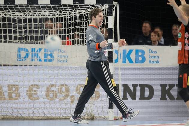 1.Handball Bundesliga THW Kiel - TSV Hannover Burgdorf, Kiel, 17.11.2019 Domenico Ebner ( Hannover ) war einer der wenigen Spieler von Hannover, die in der ersten Halbzeit eine gute Leistung ablieferten. Copyright: xBEAUTIFULxSPORTS DRPx