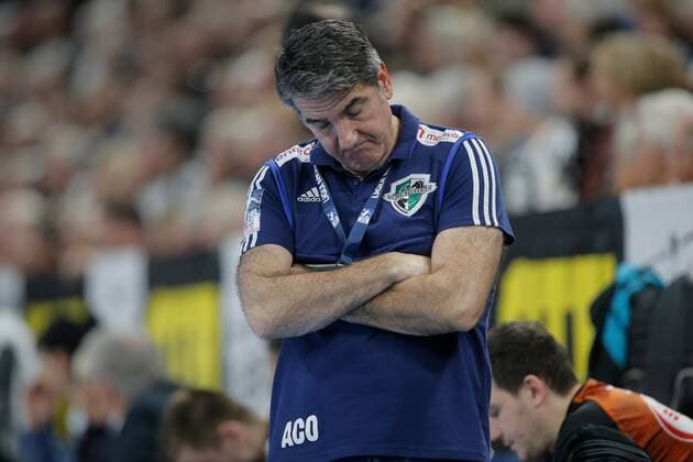 1.Handball Bundesliga THW Kiel - TSV Hannover Burgdorf, Kiel, 17.11.2019 Trainer Antonio Carlos Ortega ( Hannover ) enttäuscht enttaeuscht , niedergeschlagen, unzufrieden . Copyright: xBEAUTIFULxSPORTS DRPx