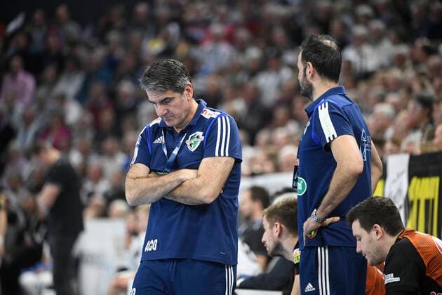 Hannover-Burgdorf-Trainer Carlos Ortega und Hannover-Burgdorf-Co-Trainer Iker Romero, Handball-Bundesliga, Liqui-Moly-HBL, Männer, 13. Spieltag, TSV Hannover-Burgdorf), 17.11.19 Kiel Sparkassen Arena Schleswig-Holstein Germany