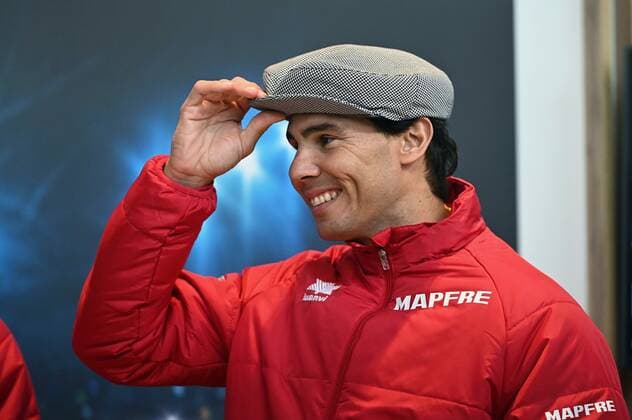 Spanish tennis player Rafael Nadal poses with a chulapo hat, traditional in Madrid, during their visit to the Caja Magica facilities in Madrid, Spain, 17 November 2019, on the eve of the beginning of David Cup finals. The 2019 Davis Cup finals will take place from 18 to 24 November 2019 in Madrid. Eve of the 2019 Davis Cup finals !ACHTUNG: NUR REDAKTIONELLE NUTZUNG!  Copyright: xFERNANDOxVILLARx GRAF520 20191117-637096048870122962