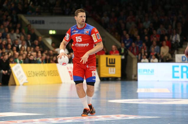 17.11.2019, Deutschland, Göppingen, Handball Bundesliga Saison 2019 2020 FRISCH AUF! Göppingen vs. HBW Balingen Weilstetten: Martin Strobel (HBW)