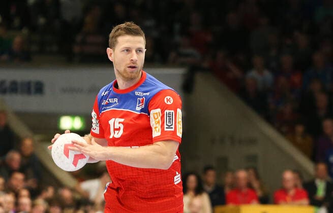 17.11.2019, Deutschland, Göppingen, Handball Bundesliga Saison 2019 2020 FRISCH AUF! Göppingen vs. HBW Balingen Weilstetten: Martin Strobel (HBW)