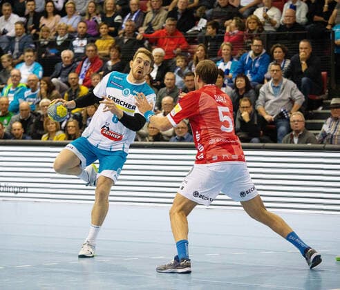 TVB Stuttgart 8Rudolf Faluvegi vs. Bergischer HC 5Max Darj TVBStuttgart vs. BergischerHC, Handball, 1.Bundesliga, 2019 2020 17.11.2019 Stuttgart Copyright: xEibner-Pressefoto RogerxBuerkex EP_RBE